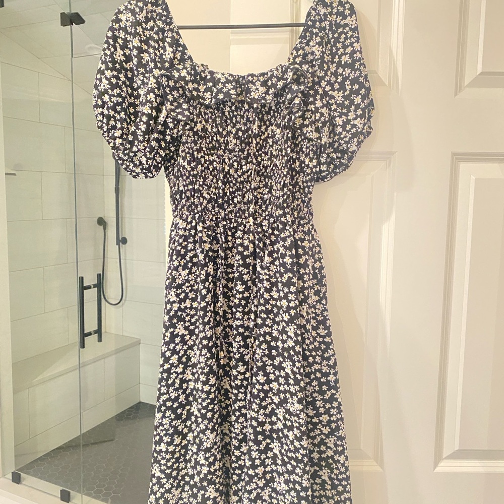 Ivy City Co Black and White Floral Long Sleeve Dress
